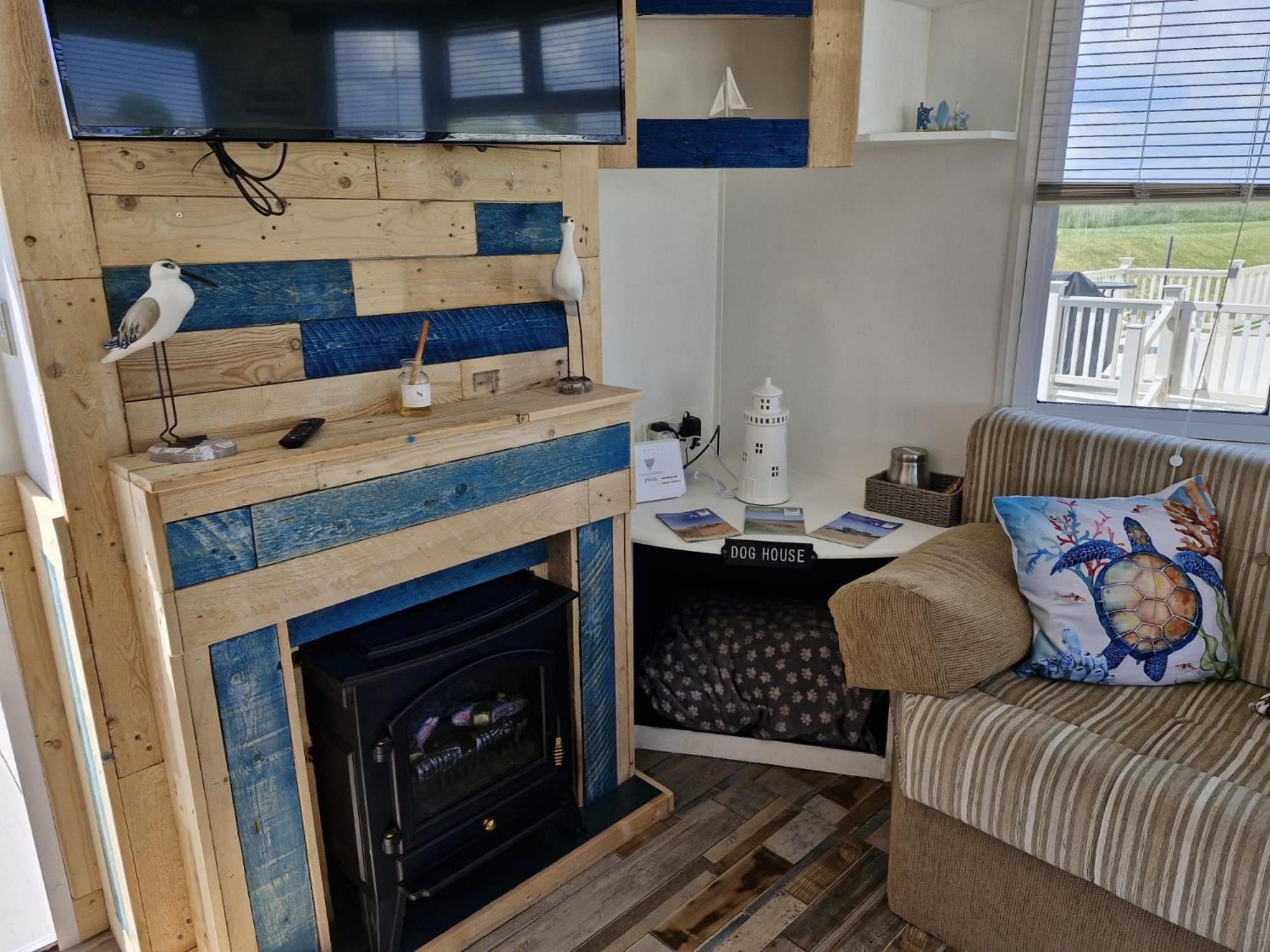 Driftwood Cabin - Dog Friendly Anderby Creek 외부 사진