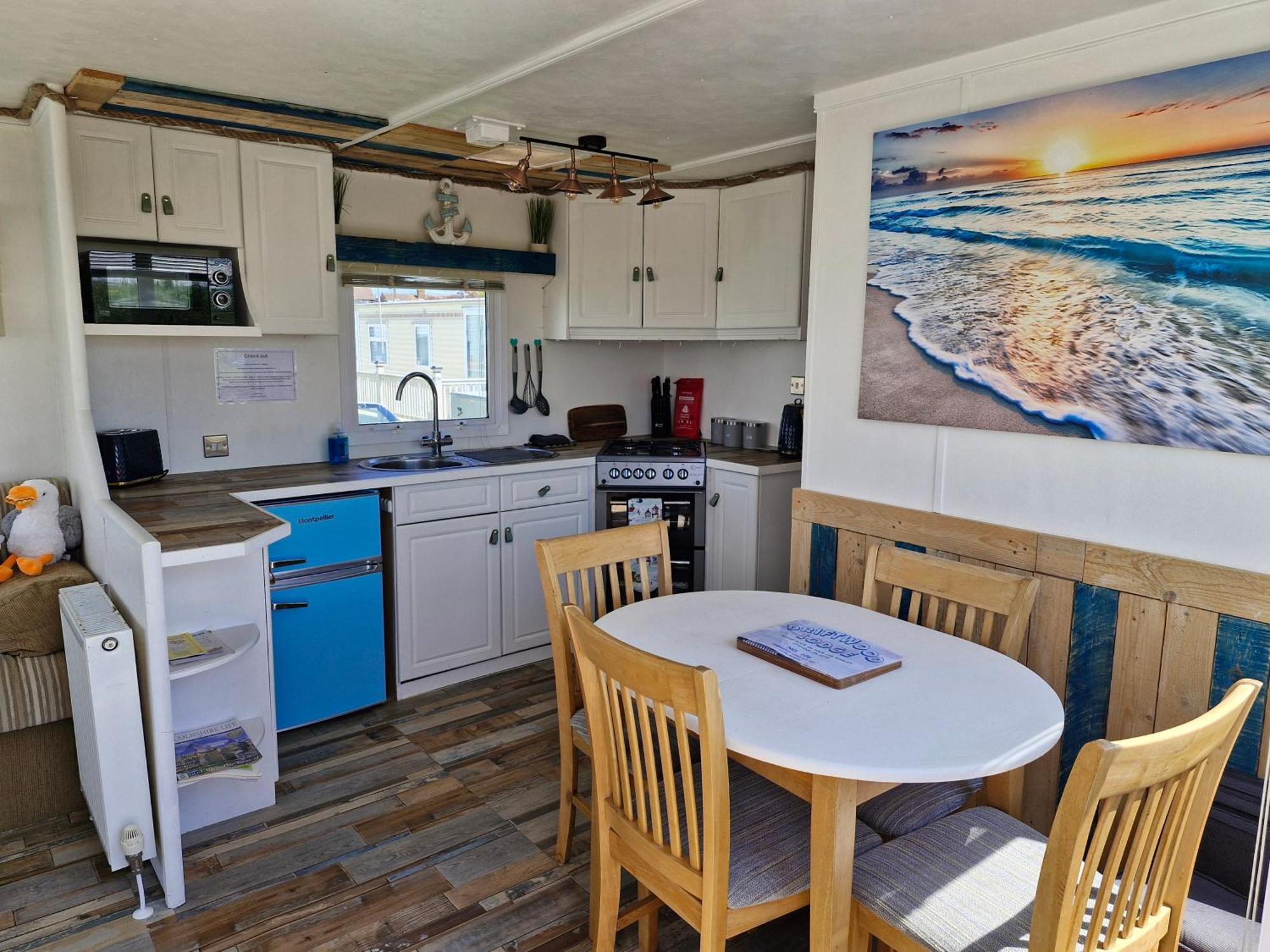 Driftwood Cabin - Dog Friendly Anderby Creek 외부 사진