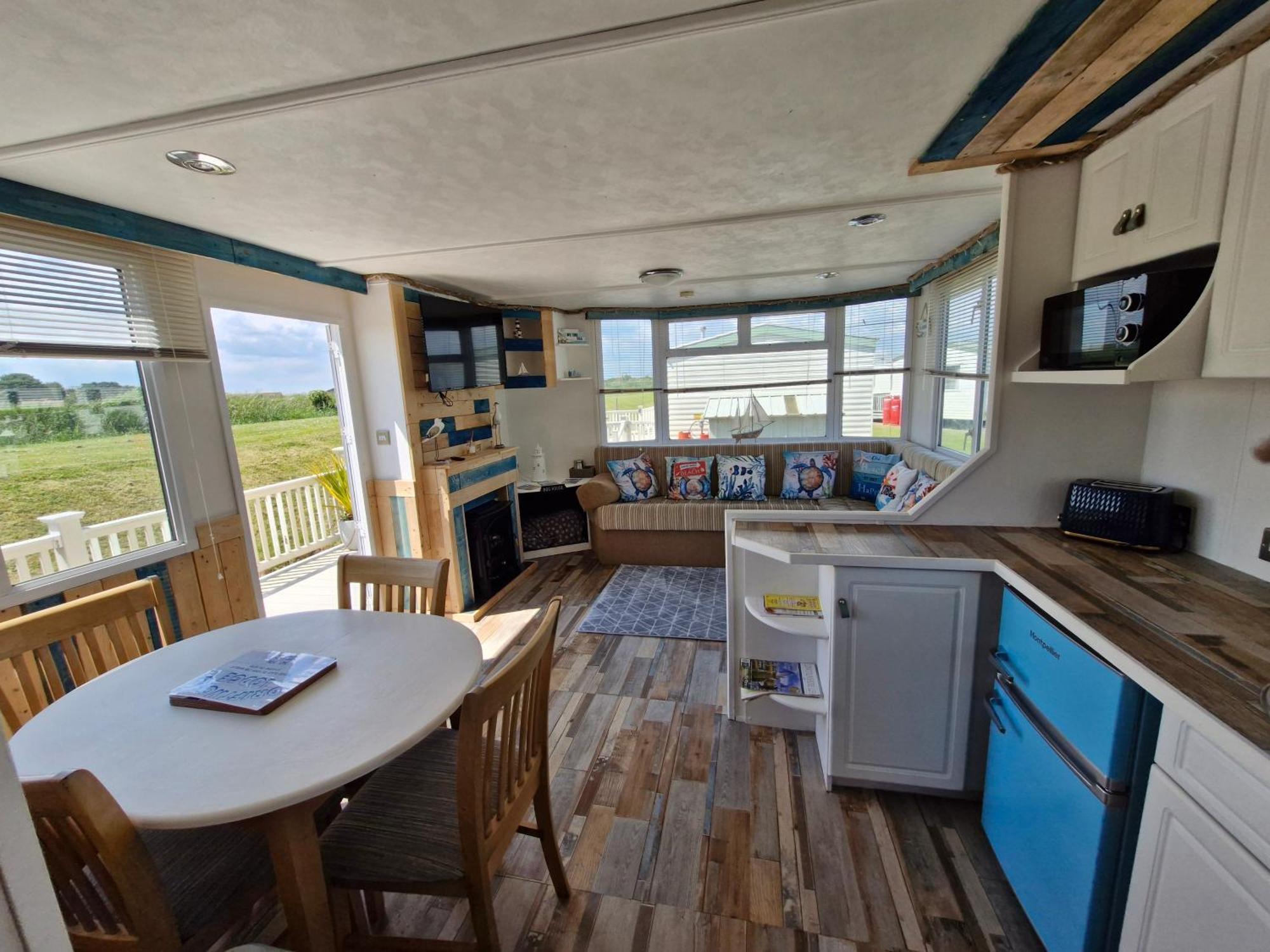 Driftwood Cabin - Dog Friendly Anderby Creek 외부 사진
